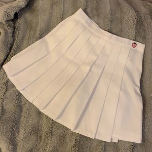 Chuu Strawberry Milk WHITE Pleated Skirt with Built-in Shorts
